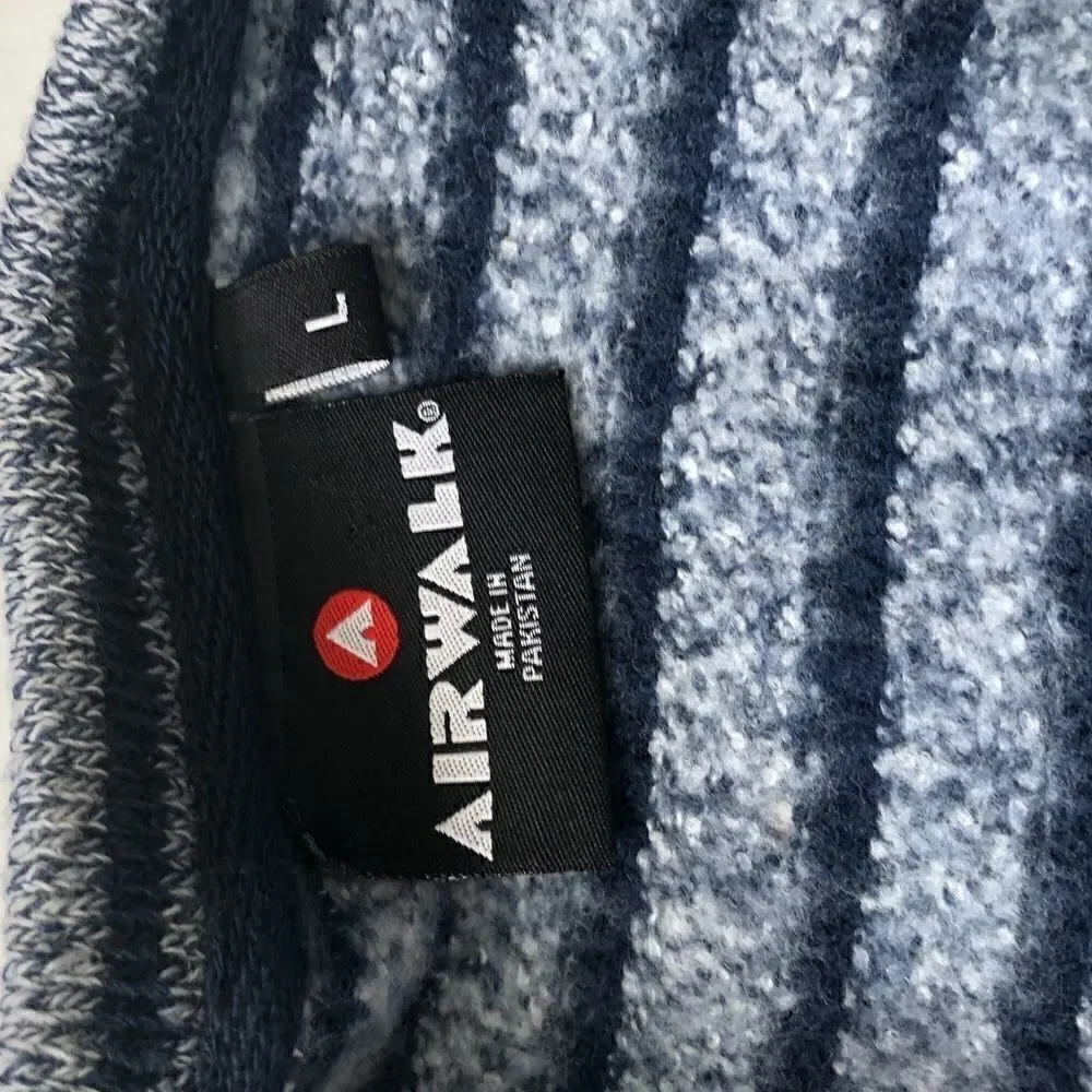 Men’s Airwalk size Large blue/gray striped sweater
